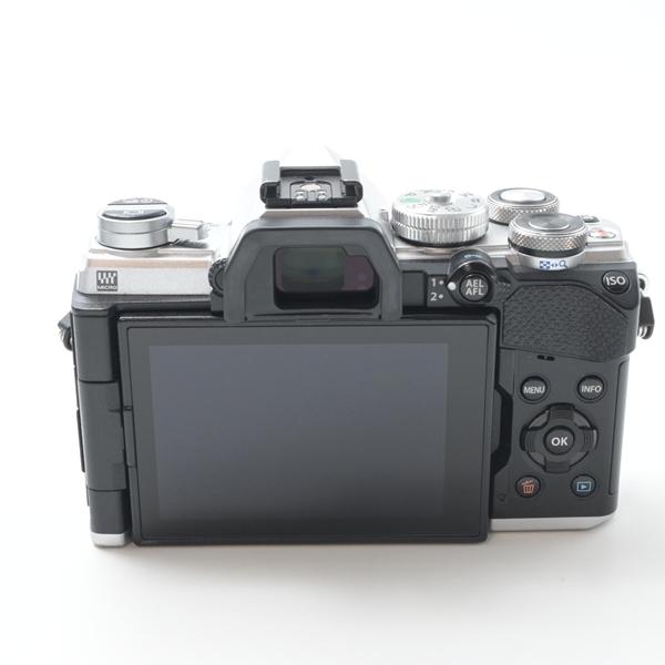OM-D オリンパス OLYMPUS E-M5 Mark III ボディ シルバー : カメラ屋
