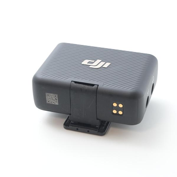 ディージェイアイ DJI Mic (トランスミッター×2 + レシーバー×1 + 充電ケース) ワイヤレス ラベリアマイク |  | 02