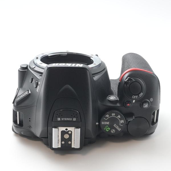 ニコン Nikon D5600 標準レンズキット AF-P 18-55 VR付属 |  | 03