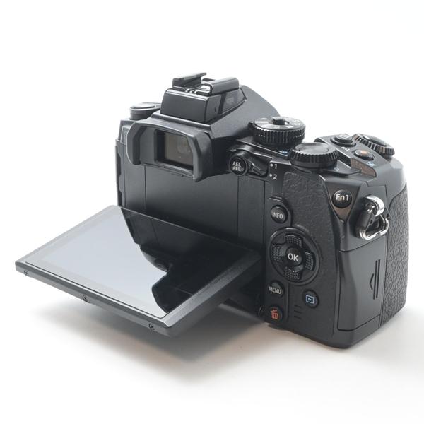 オリンパス OLYMPUS OM-D M1 ボディ ブラック |  | 05