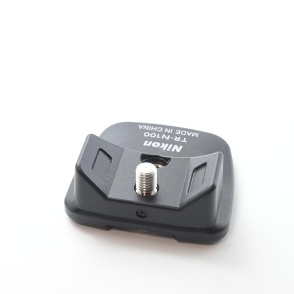 ニコン Nikon 三脚座 TR-N100 1 NIKKOR VR 70-300mm f/4.5-5.6用 |  | 01