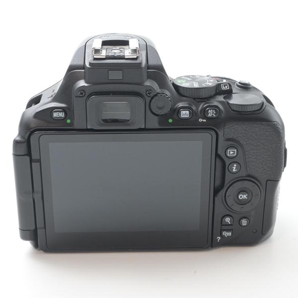 ニコン Nikon D5600 ダブルズームキット : カメラ屋さとうヤフー店