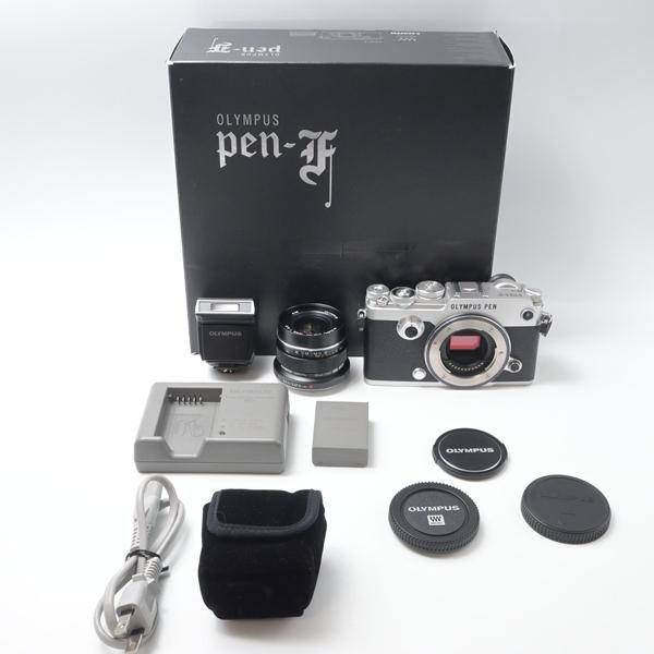 オリンパス OLYMPUS ミラーレス一眼 PEN-F 12mm F2.0 レンズキット シルバー | 