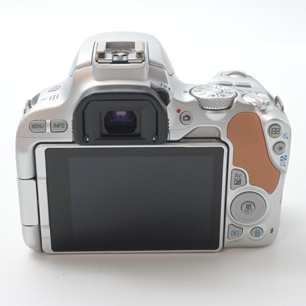 キヤノン Canon EOS Kiss X9 シルバー レンズキット EF-S18-55 F4 STM付属[美品B] |  | 02