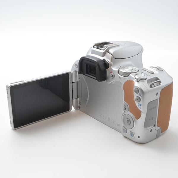 キヤノン Canon EOS Kiss X9 シルバー レンズキット EF-S18-55 F4 STM付属[美品B] |  | 05
