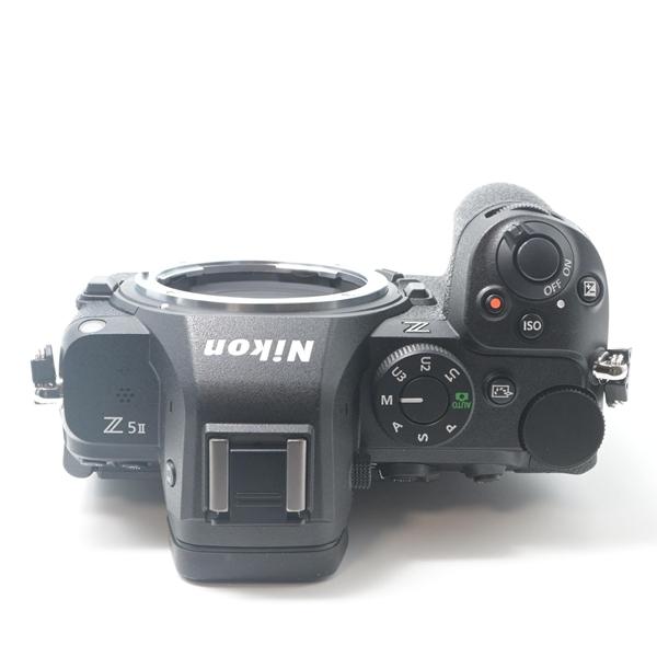 ニコン Nikon ミラーレス一眼 Z5II ボディ |  | 03