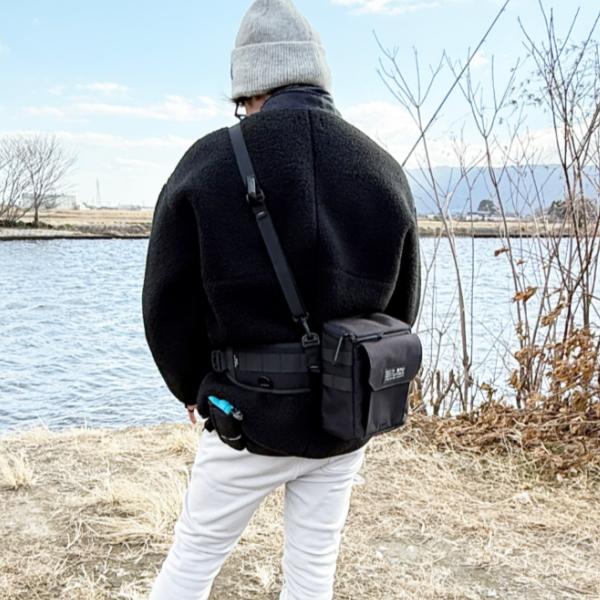 LINHA/リーニア [90] MSB-68 スクエアポーチ (SQUARE POUCH) カーキ