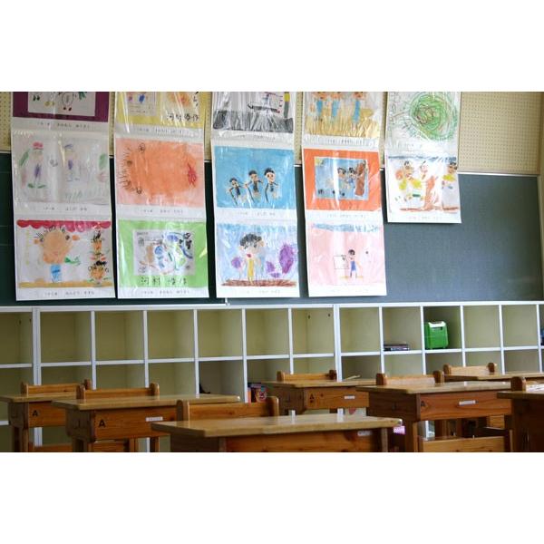 ジャバラ画用紙展示用台紙(4つ切り)・ホワイト |  | 05