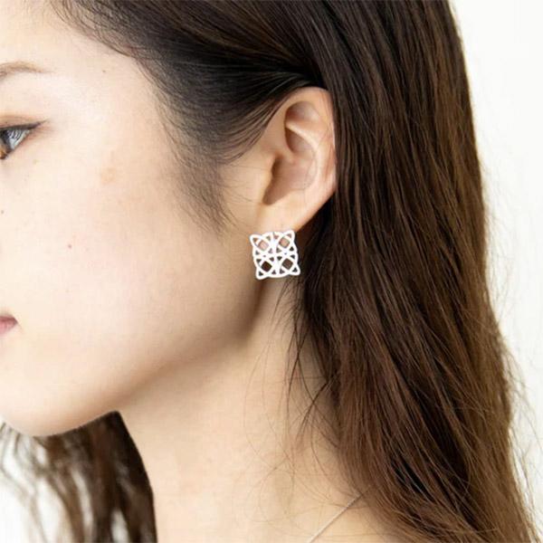 かざりや鐐 CHIKUEIDO Jewelry kzr-u-009 イヤリング「ファヤージュ