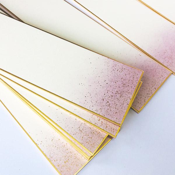 かみもん 短冊色紙広巾 鳥の子 ピース no.1005 紫 50枚入り 7.6×36.4(cm)の画像