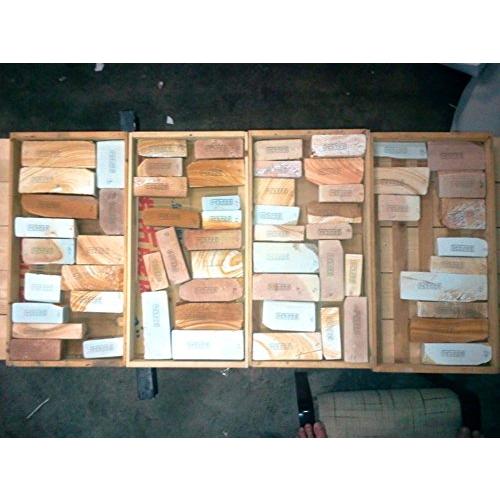 さゞれ銘砥 共名倉(天然砥石 伊豫銘砥 こっぱ総重量100*200g 旧広田村