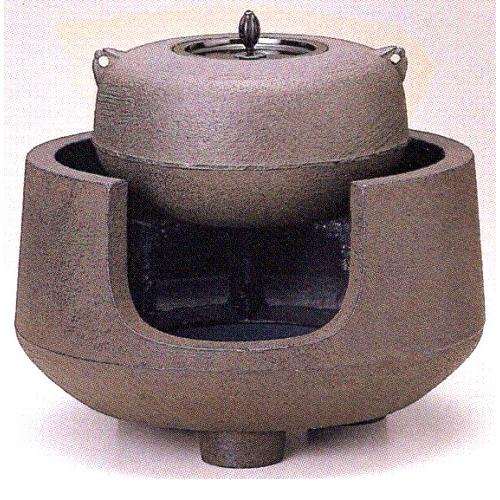 風炉 釜 桐箱入り 茶道具