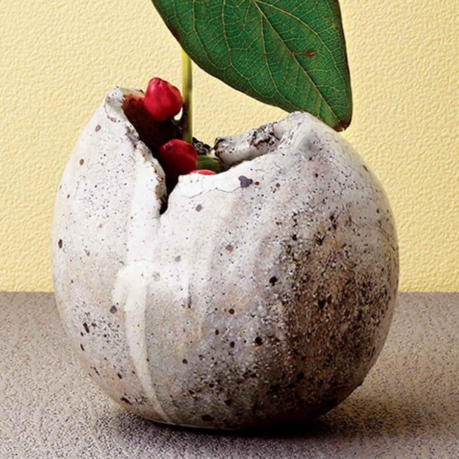 石堂作 常滑焼 花器 石堂粉引 花瓶 茶道 抹茶 : 華成屋かなりやSHOP