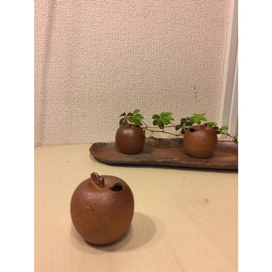 ○りんご豆花入/津軽金山焼 金山焼 りんごの形 豆花入 花入れ ○りんご豆花入/津軽金山焼 金山焼 りんごの形 豆花入 花入れ