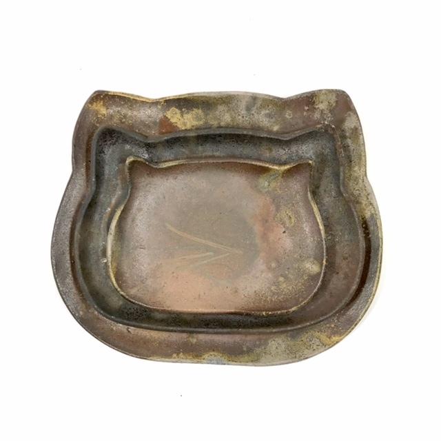 ねこにゃんプレート(大)/津軽金山焼 金山焼 皿 陶器 日本製 手作り