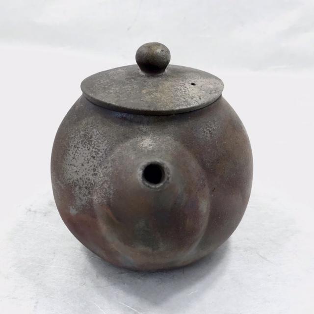 ポット(丸)/津軽金山焼 金山焼 陶器 日本製 手作り ギフト 記念 ポット(丸)/津軽金山焼 金山焼 陶器 日本製 手作り ギフト 記念