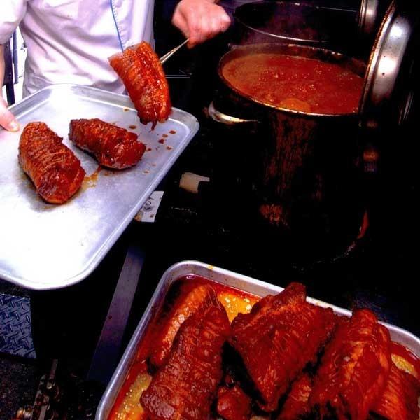 ≪スミヤ精肉店≫話題の自家製焼豚（2本）特製タレ付【焼き豚 チャーシュー タレ 柔らかい こだわり 国産 豚肩ロース とろける 大野醤油】 |  | 05