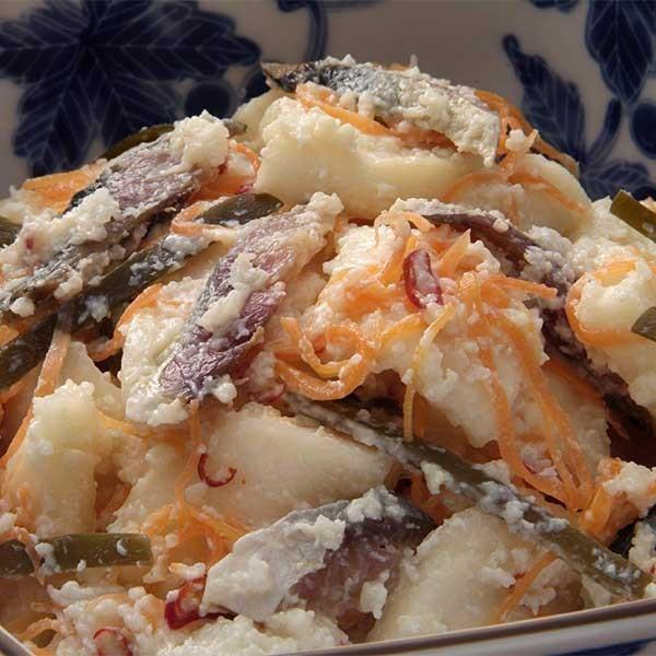 ≪銭福屋≫加賀百万石冬の味覚 大根寿し（200g）【冬の味覚 冬季限定 金沢名物 伝統料理 郷土料理 発酵食品 大根 にしん 昆布 人参 唐辛子 ピリ辛 米糀 漬物】 | 