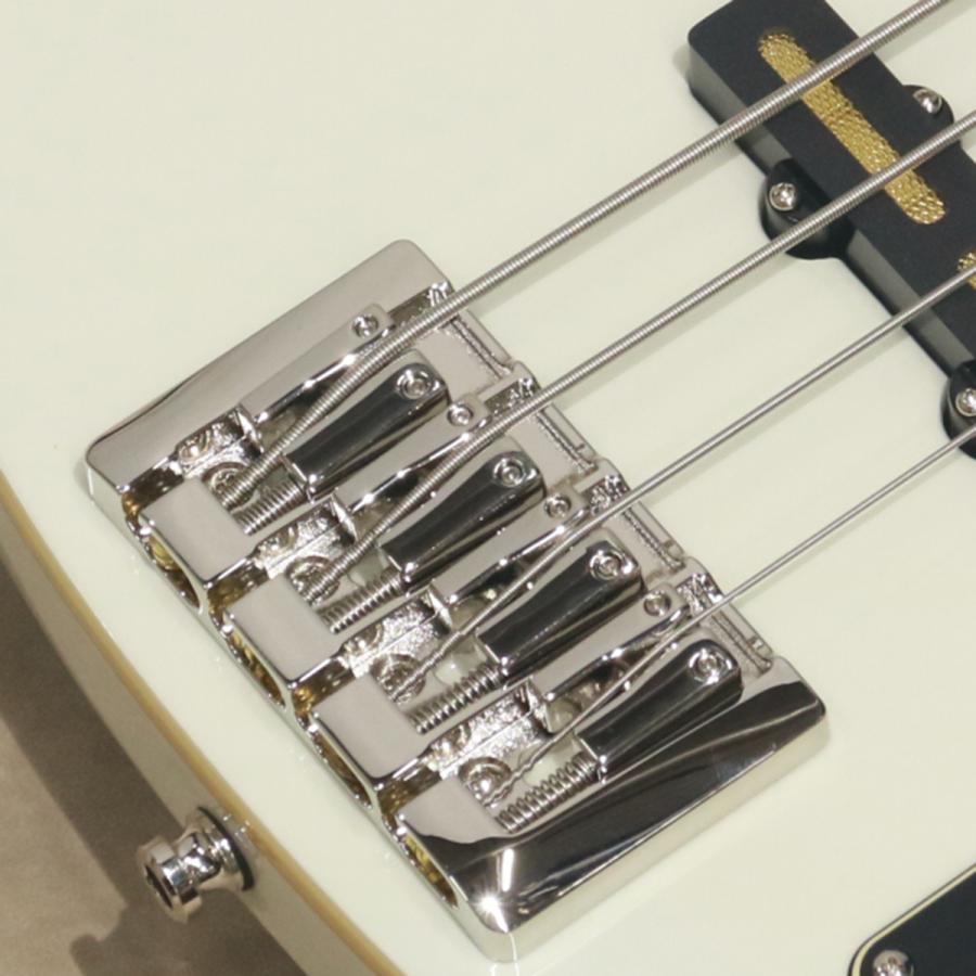 Baum Guitars ( バウム・ギター ) Nidhogg Bass， Vintage White_5
