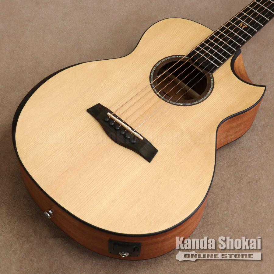 トラベラー アコースティックギターREDLANDS エレアコ仕様 Traveler Guitar Redlands Dreadnought Sunburst エレアコギター