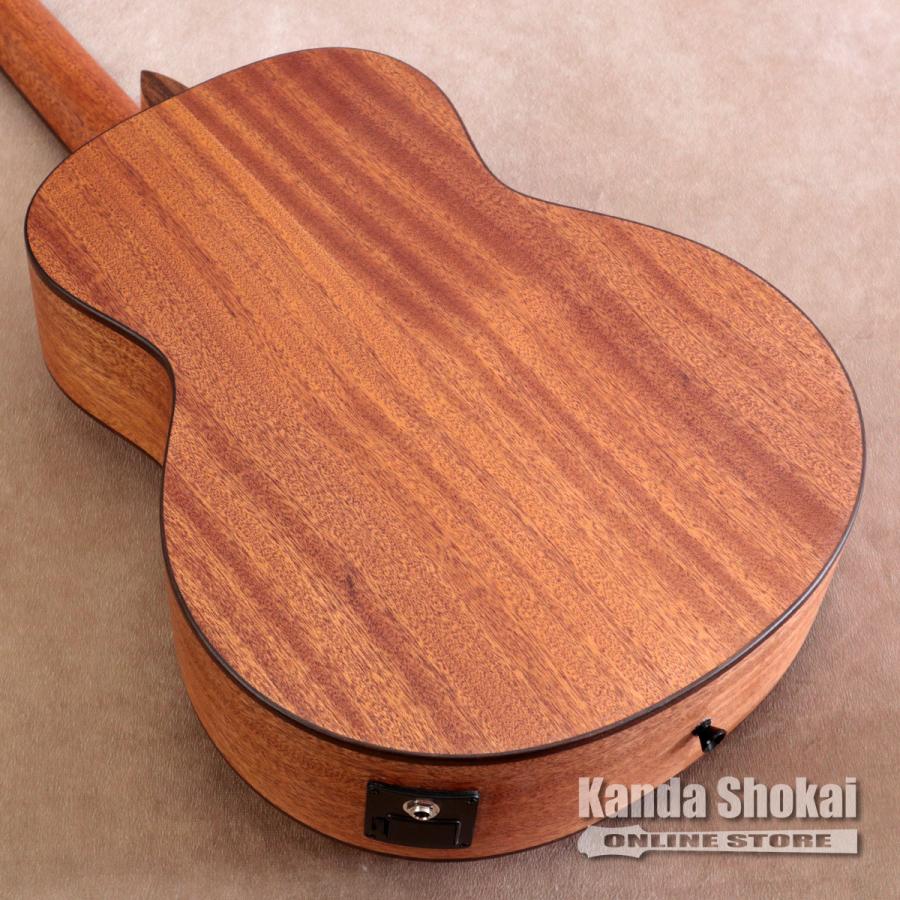 Traveler Guitar ( トラベラーギター ) Redlands Concert Bass