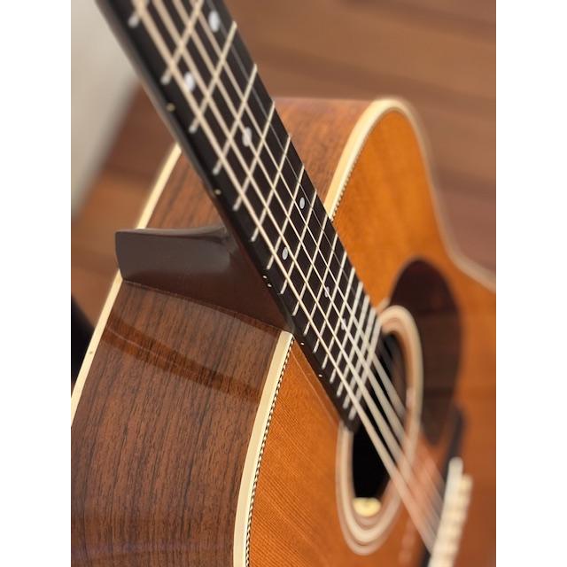 Martin HD-28 #1023288 (2004') アコースティックギターの画像