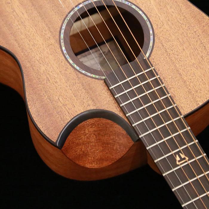 アウトレットセール Traveler Guitar トラベラーギター