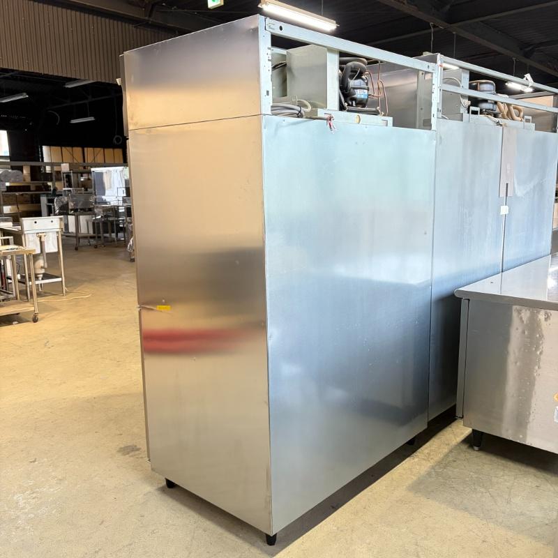 送料別途要見積【中古】ホシザキ 業務用縦型冷蔵庫 HR-120Z3 2016年 幅1200×奥行800×高1890mm (a196) 業務用 厨房機器の画像