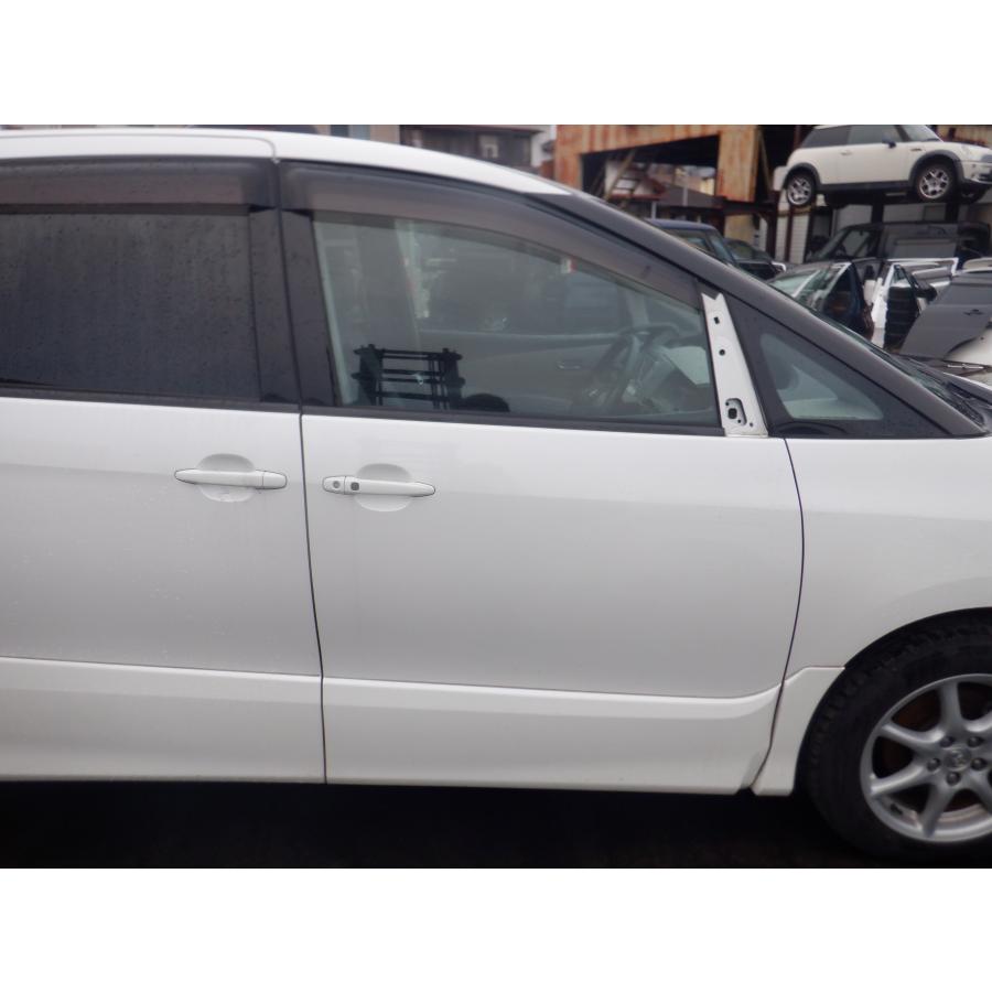 エスティマ ACR50/55W フロントドア右 運転席側 管理番号0005521 