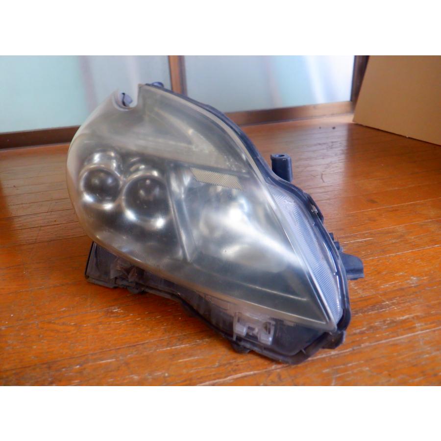 プリウス ZVW30 後期 Sツーリング LEDヘッドライト右 運転席側 KOITO47 