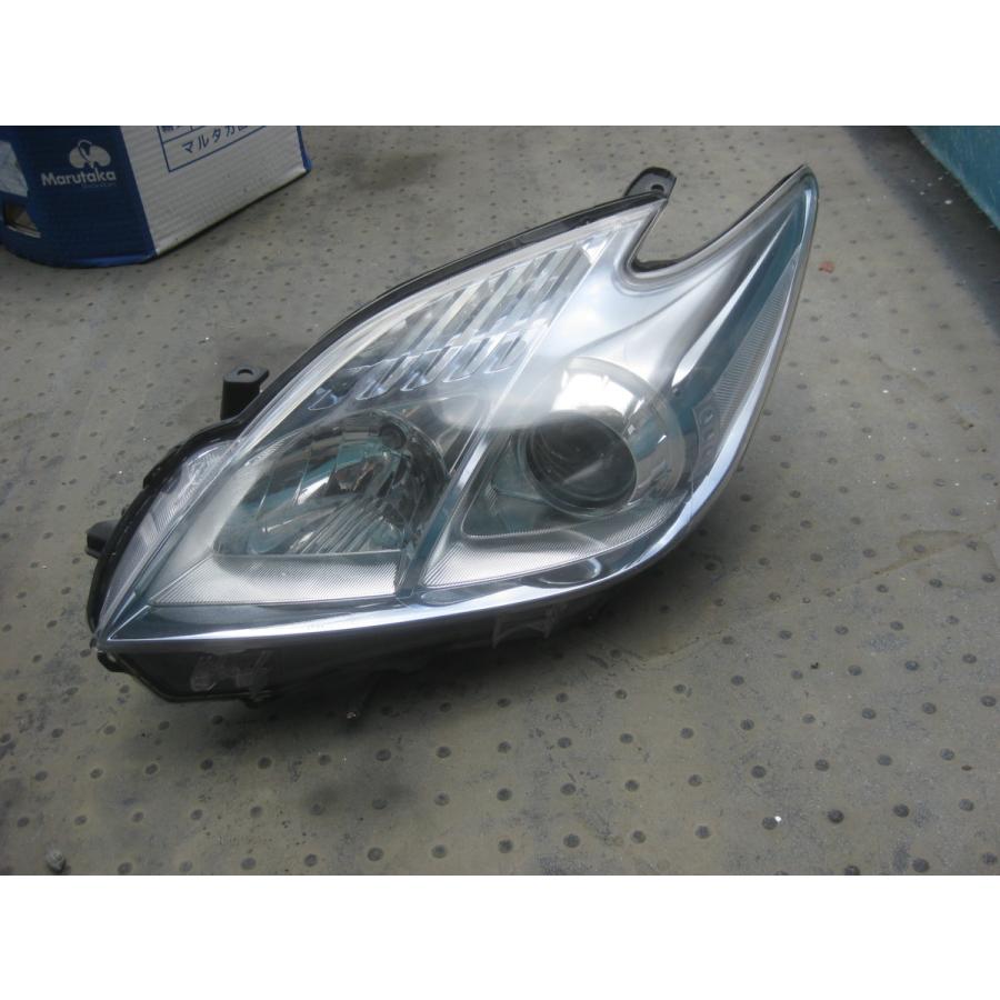 点灯確認済 プリウス ZVW30 ヘッドライト左 助手席側 HCHR-730 管理 