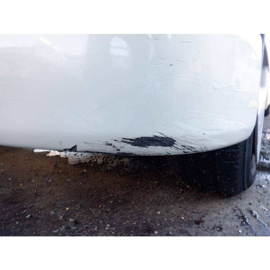 ダイハツ タント カスタム L350S フロントバンパー フォグライト