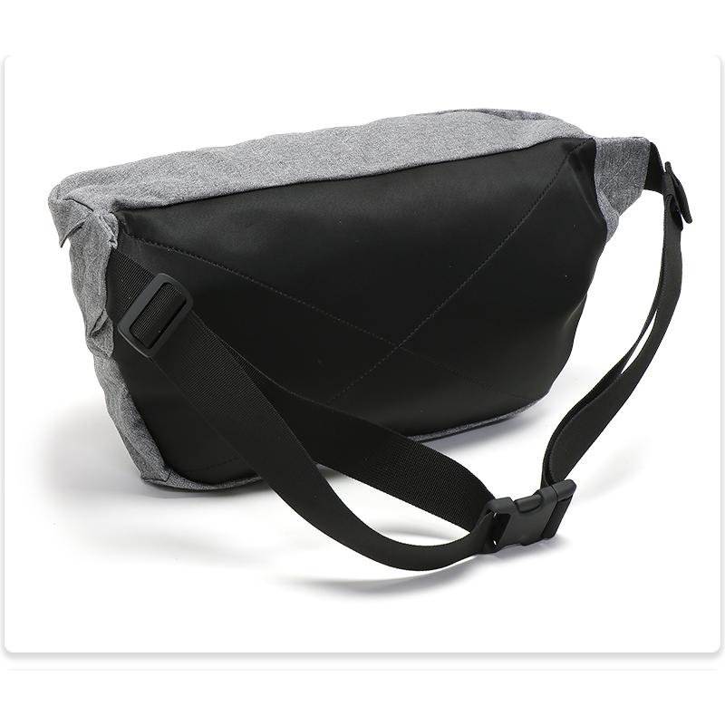 UNDER ARMOUR（アンダーアーマー） ボディバッグ クロスバッグ 斜め