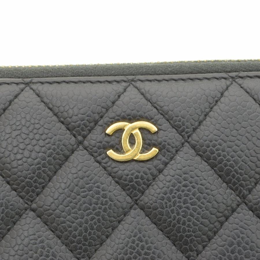 CHANEL（シャネル） マトラッセ キャビアスキン ラウンドファスナー長