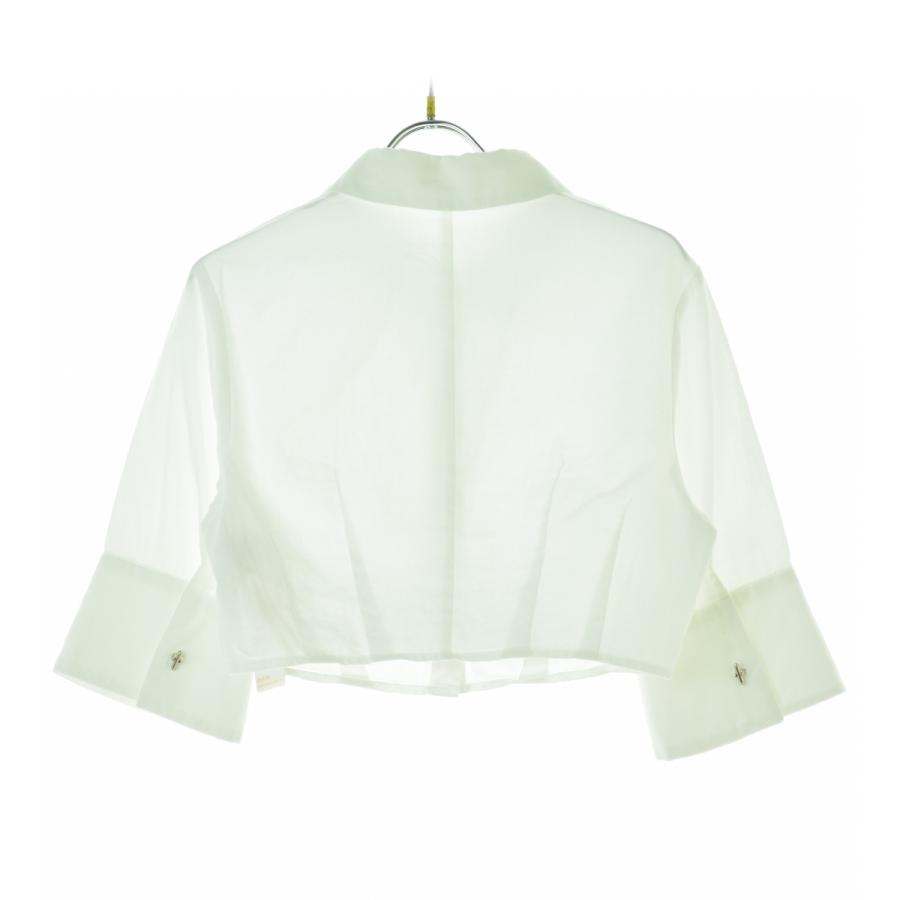 SNIDEL ホワイト 半袖シャツ フラップ付きスカーフスカーフ留め付き SNIDEL（スナイデル）の「スカーフクロップドシャツ（シャツ