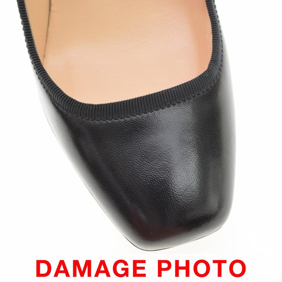Christian Louboutin（クリスチャンルブタン） スクエアトゥ レザー