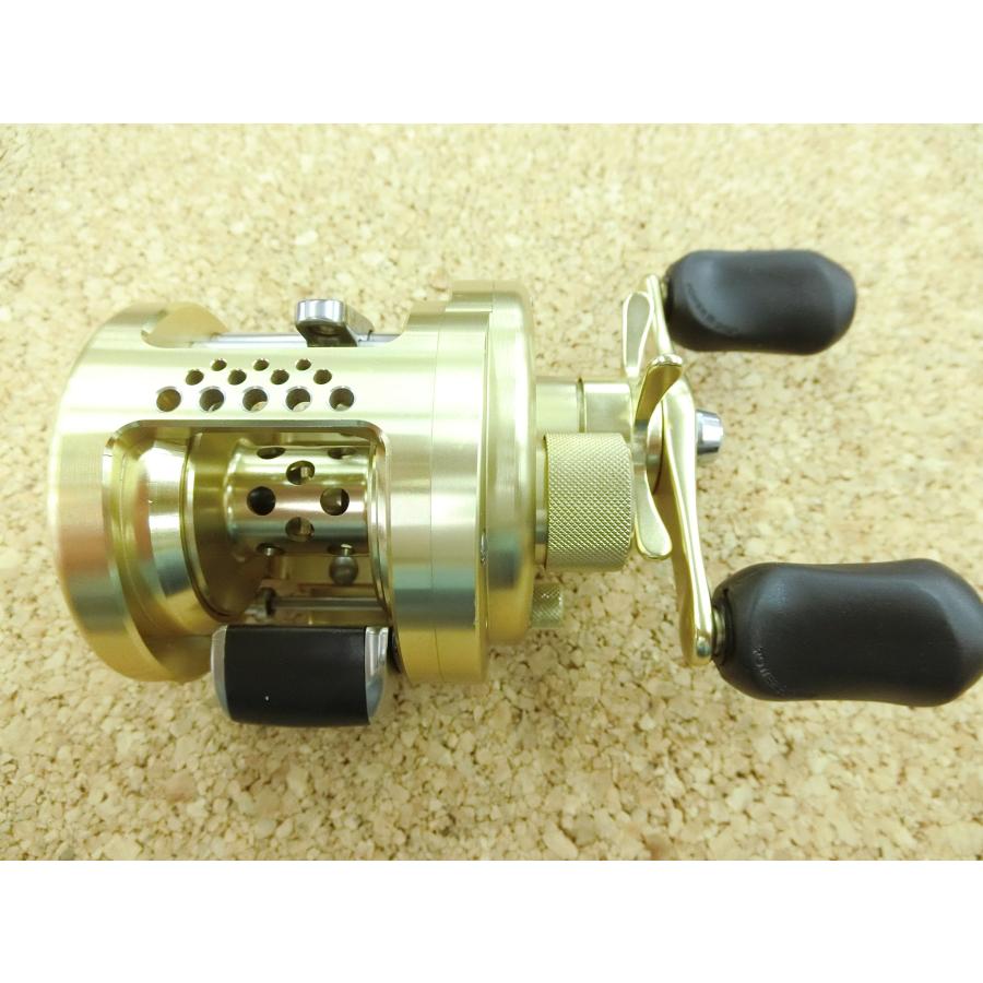 SHIMANO カルカッタコンクエスト 100【期間限定】 シマノ(SHIMANO) カルカッタ CONQUEST(コンクエスト)100 015655