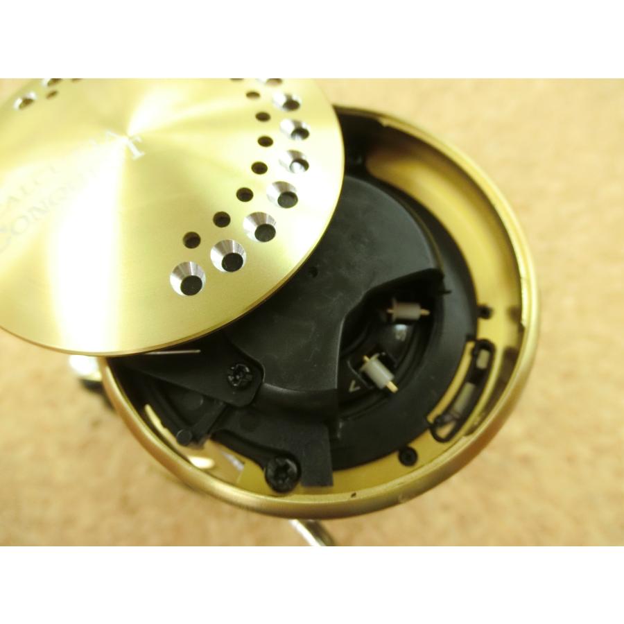 シマノ 18 カルカッタコンクエスト 300 〇USED〇〇979〇