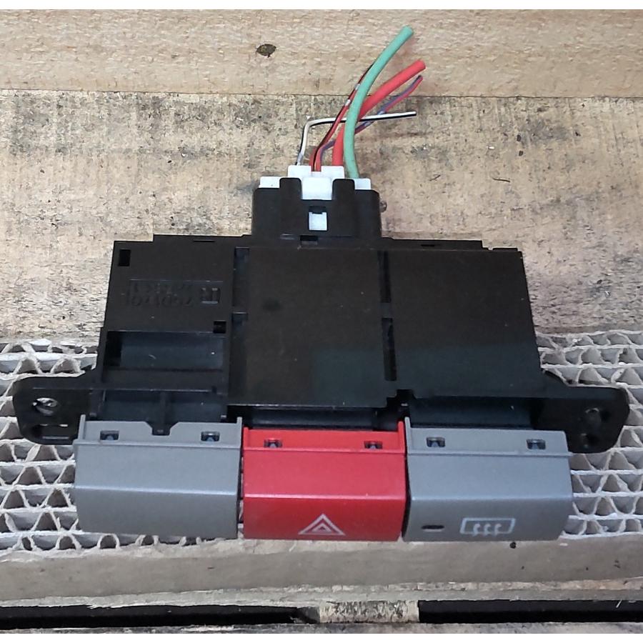 ミラ（ダイハツ） ハザード スイッチ ダイハツ ミラ ココア プラスX