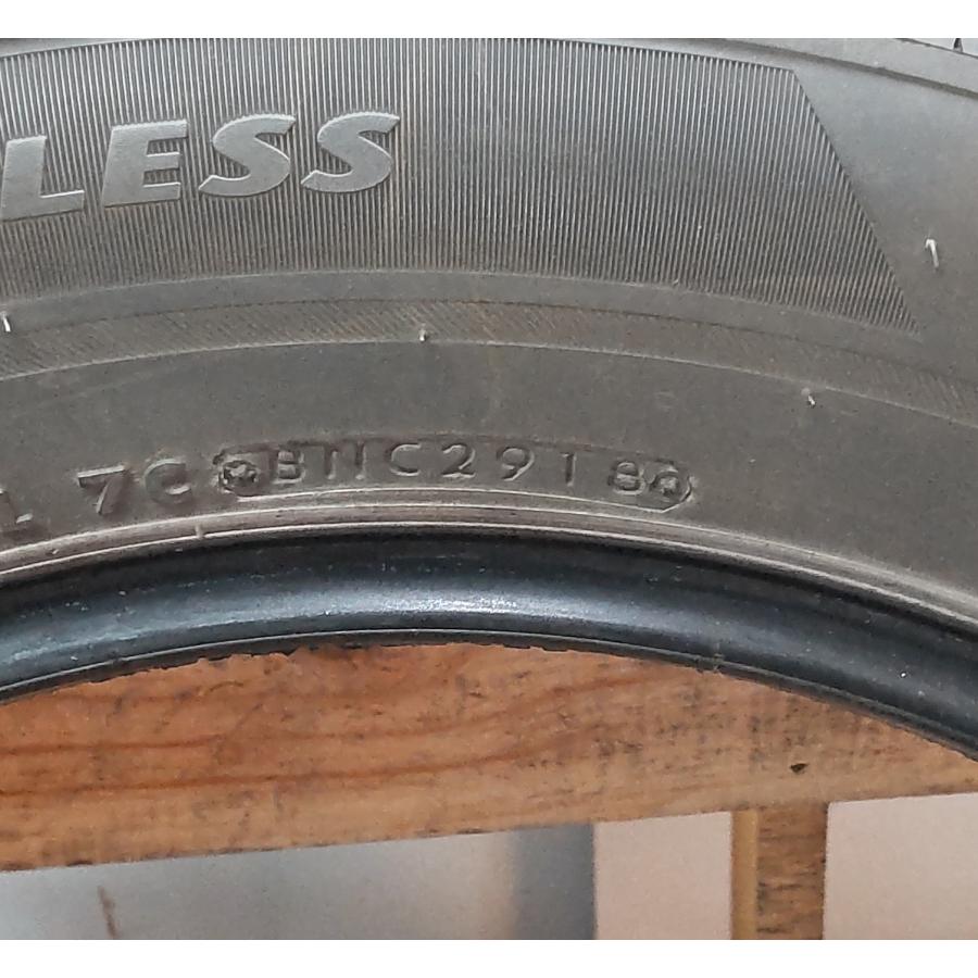 ブリザック VRX2 スタッドレス タイヤ 4本 235/55R18 100Q 2019年製