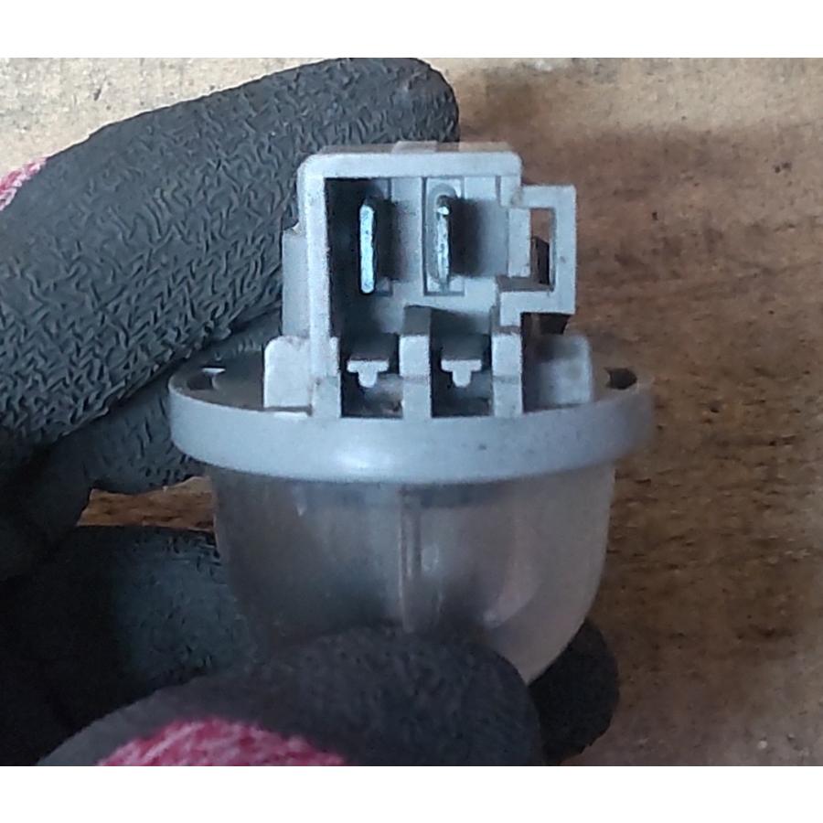 ワゴンR ナンバー灯 スズキ MH44S H26/10 17814 0610 35910-75F0 中古