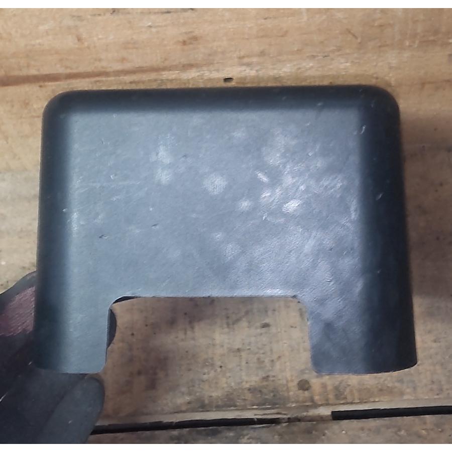 フックベルト カバー ホイールチェアサポート 日産 NV200バネット M20 H25/6 88869-3LK0A 中古 | 日産 | 01