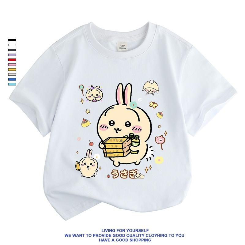 なんか小さくてかわいいやつ ちいかわ うさぎ ハチワレ女の子 Tシャツ