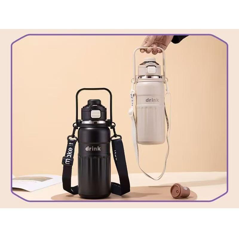 水筒 650ml 800ML 1リットル 1L ストロー付き 大容量 保冷 こぼれない
