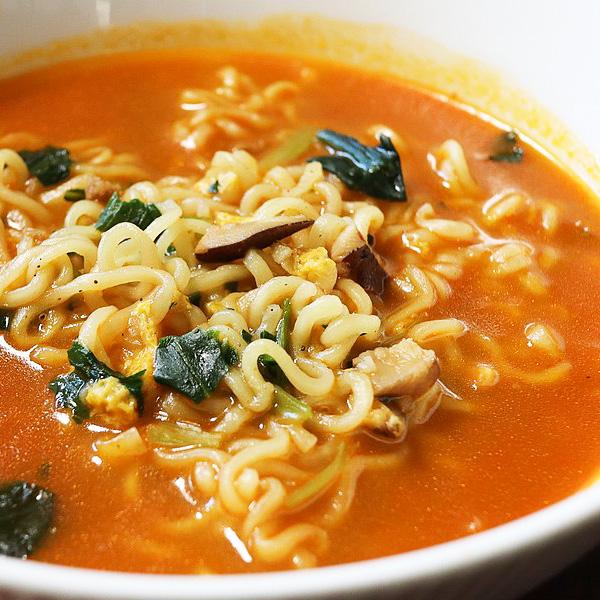 NONGSHIM（農心） 農心]辛ラーメン ブラック130g 1箱(225円×36個