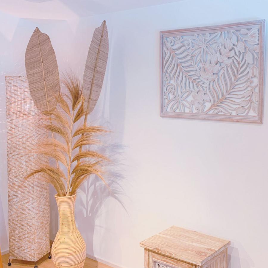 パームヤシ×モンステラレリーフ 60×80cm アジアン レリーフ レリーフ アジアン 壁飾り アジア アートパネル バリ 木彫り 壁掛けの画像