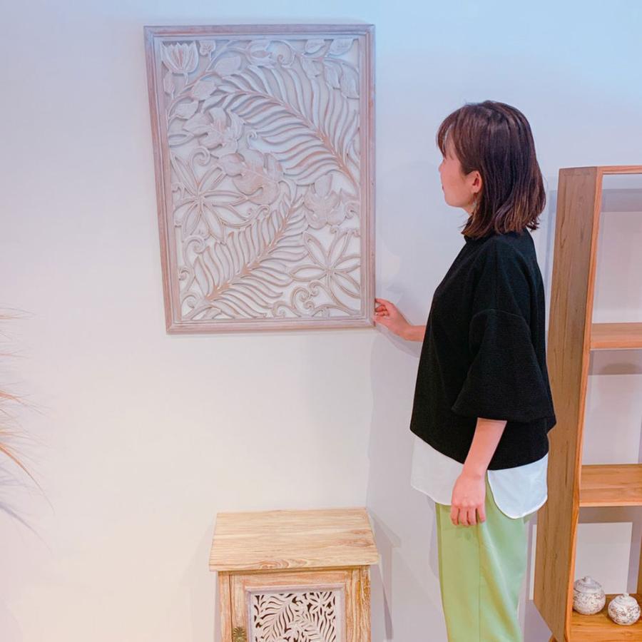 パームヤシ×モンステラレリーフ 60×80cm アジアン レリーフ レリーフ アジアン 壁飾り アジア アートパネル バリ 木彫り 壁掛けの画像