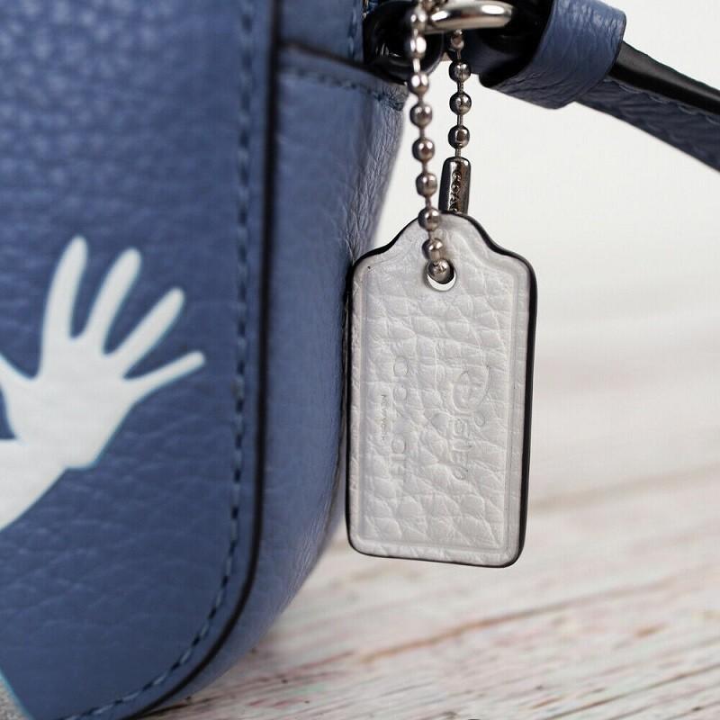 保証書付 Rakuten Fashion The Sale 割引アイテム 数量限定 21新作 Coach コーチ ファクトリー ディズニー コラボ ミニ カメラ バッグ ウィズ シンデレラ ぺリウインク 爆熱 Www Bedandbiscuitspetsittingservices Com