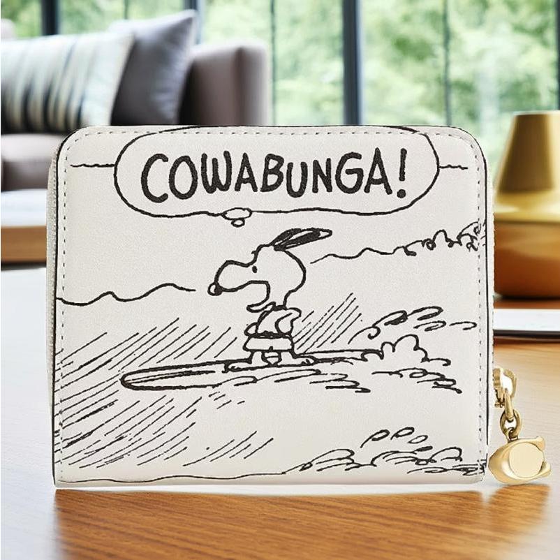限定コラボ✨COACHXPEANUTS スヌーピー 二つ折り 財布 CCB23 COACH X PEANUTS コーチ x スヌーピー コラボ ミニ 財布 二