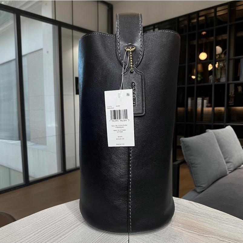 新作セール コーチ COACH バッグ ショルダーバッグ 斜め掛け ブティックライン 2026新作 ブリーカー バケットバッグ ブラック 正規品の画像